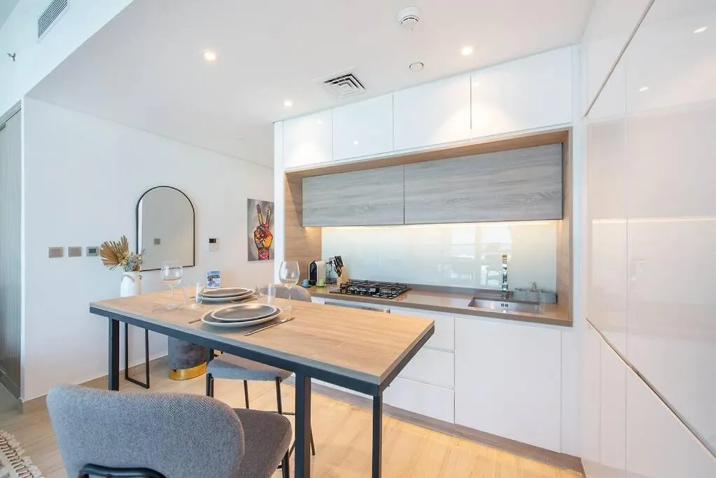 Funky Studio Dubai Marina Outstanding Facilities Apartment
