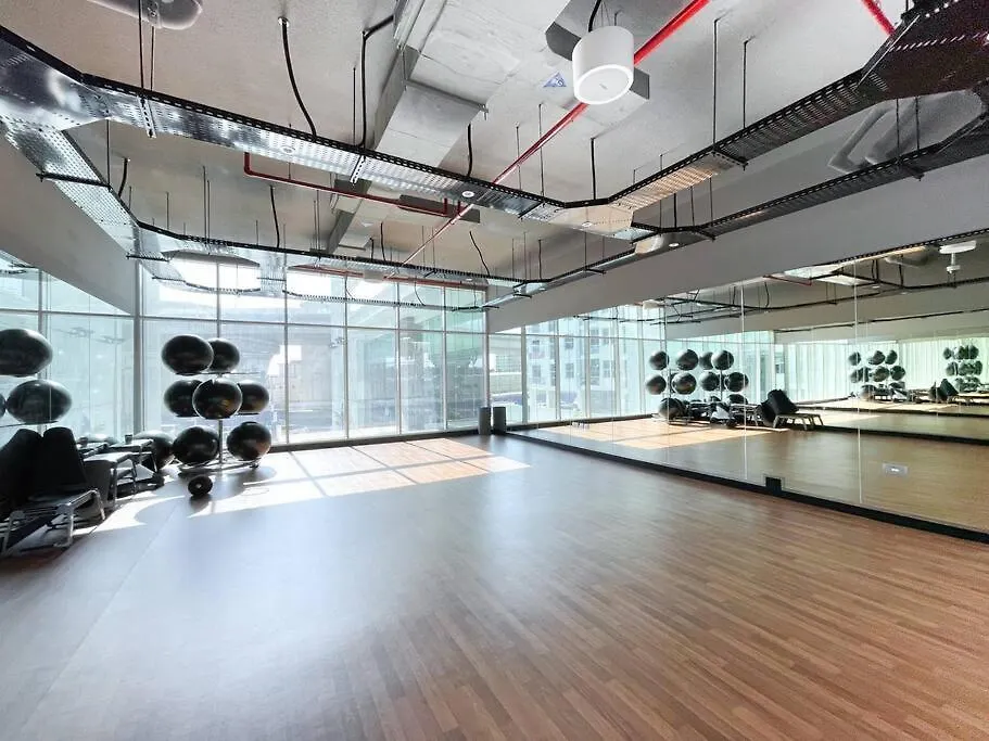 Apartment Funky Studio Dubai Marina Outstanding Facilities United Arab Emirates