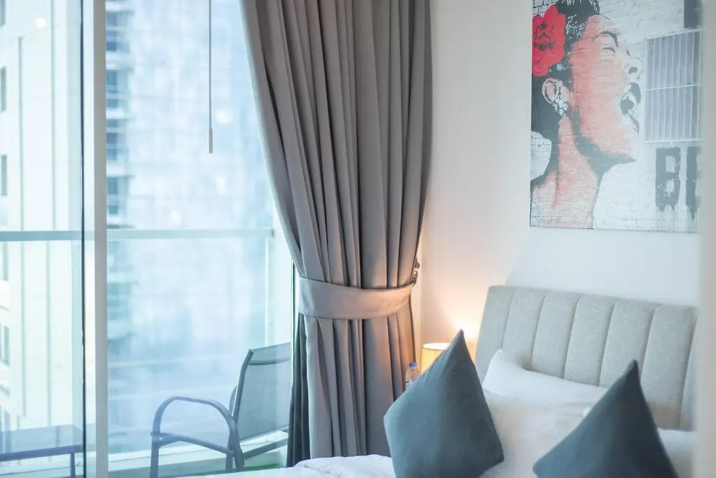 Funky Studio Dubai Marina Outstanding Facilities Apartment